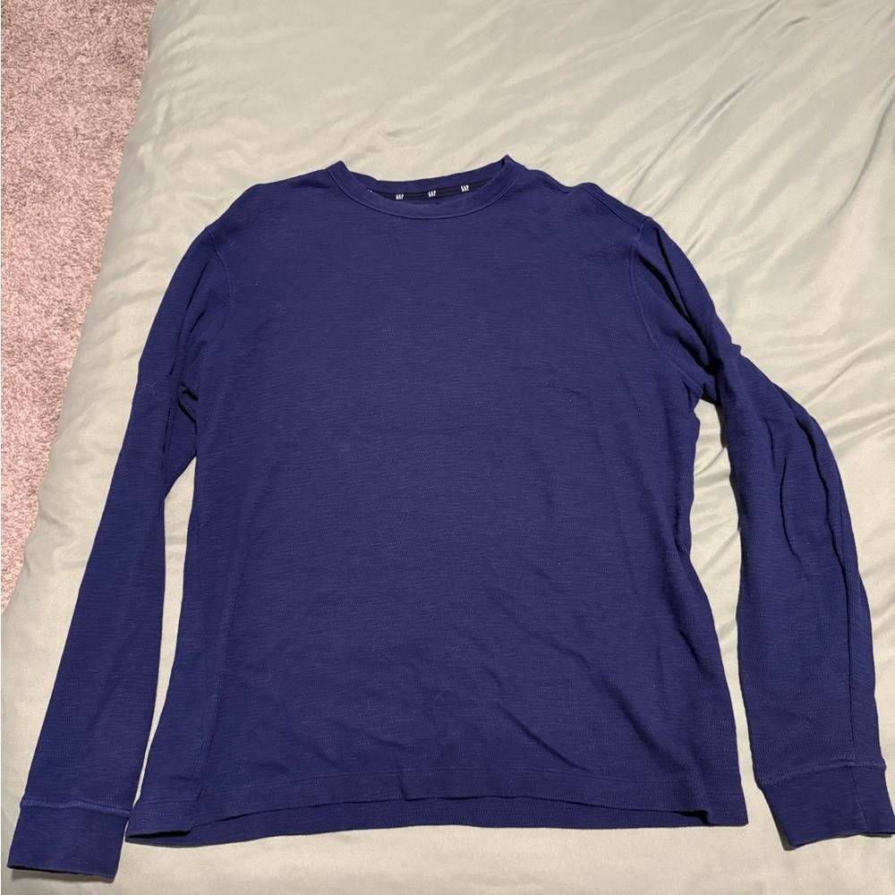 GAP Men's Deep Blue Long Sleeve Tee